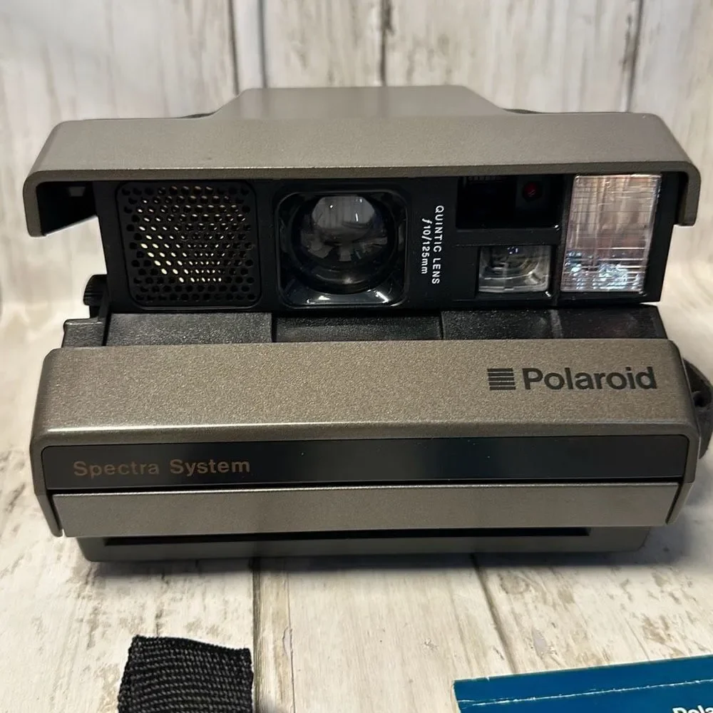 Polaroid camera storage
